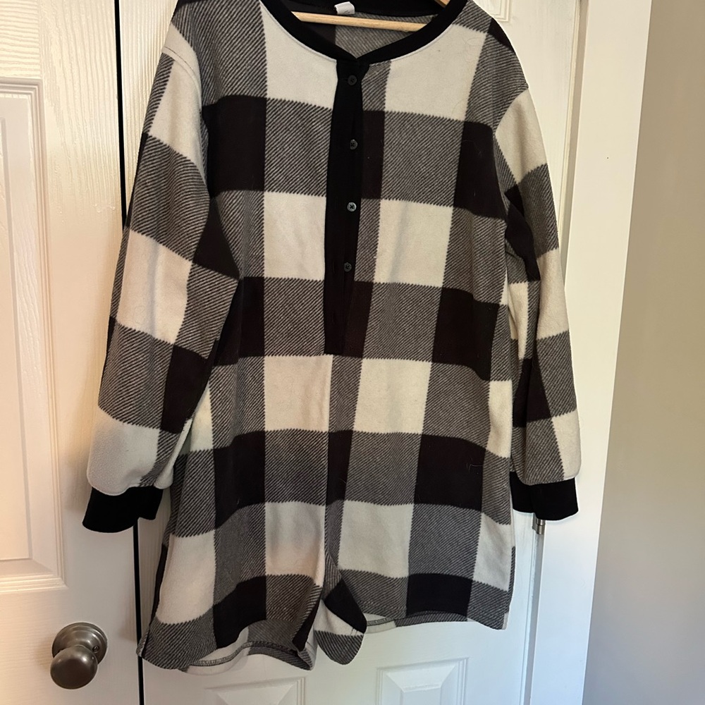 Old Navy Black and White Plaid Romper